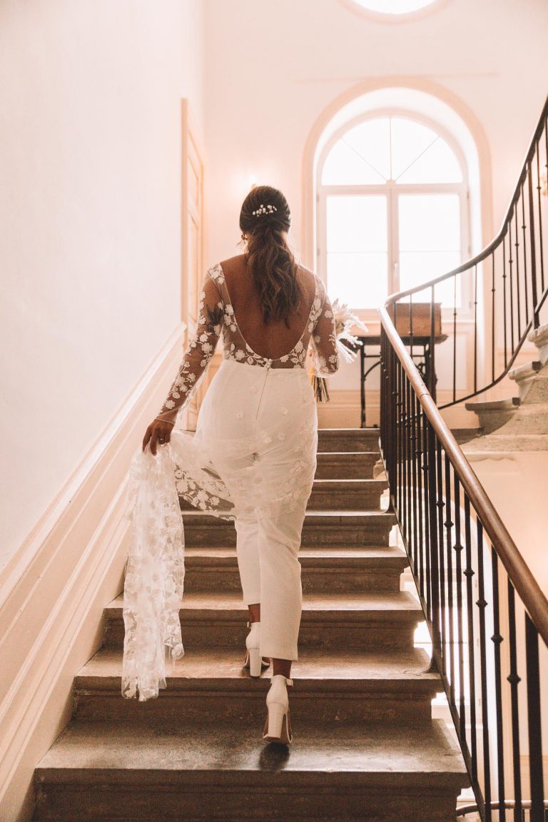 HAIR/MAKEUP - LAURIE - CREDIT: LES BANDITS EVENTS