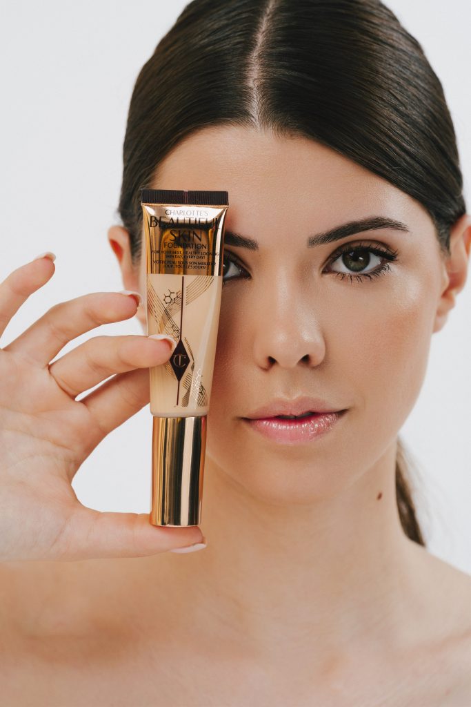 Maquillage edito shooting produit cosmetiques publicite maquillage