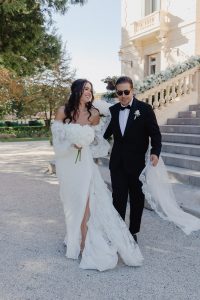 Maquillage et coiffure pour une mariée en Provence France