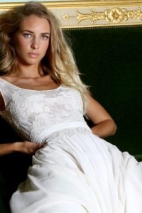 Virginie-Debourg-makeup-Maquilleuse-Maquillage-Marie-Lyon-Tournage-Caroline-Takvorian-robe-de-mariee-Shooting-Edito